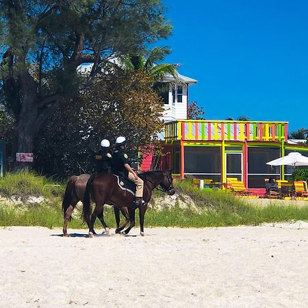 ブレイデントン・ビーチAnna Maria Island Beach Palms 8Bアパートメント エクステリア 写真